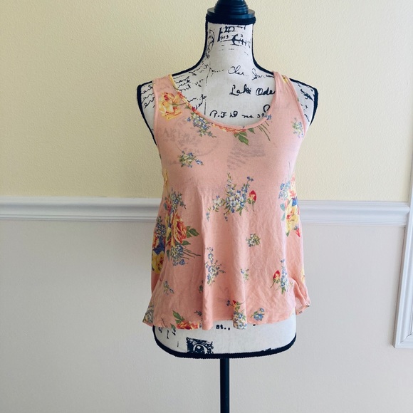 FOREVER 21 floral peach top - Picture 1 of 5
